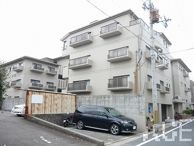 芦屋呉川町ハウス