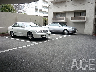 芦屋呉川町ハウス