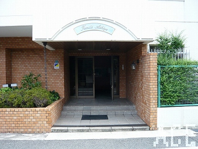 ファミール芦屋伊勢町／エントランス　芦屋市伊勢町のマンション