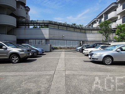 朝日ヶ丘アーバンライフ弐番館／駐車場　芦屋市朝日ヶ丘町のマンション