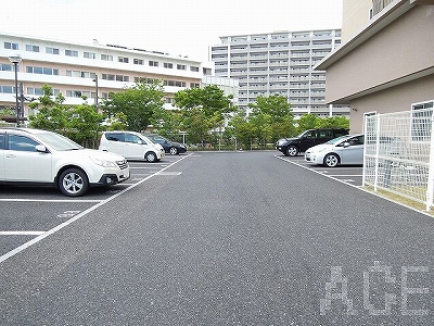 ザ・レジデンス芦屋スイート／駐車場　芦屋市海洋町のマンション