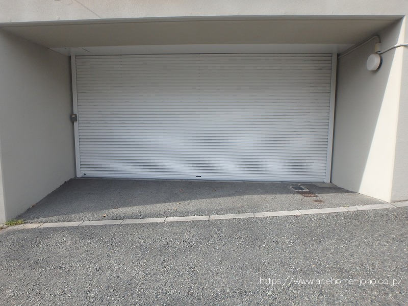 駐車場は並列２台可