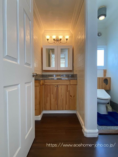 洗面室とトイレ