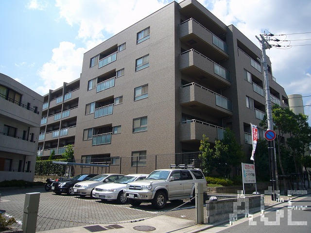 JR芦屋駅 徒歩10分 構造:鉄筋コンクリート造専有面積:86.33平米 ( 26.11坪 )