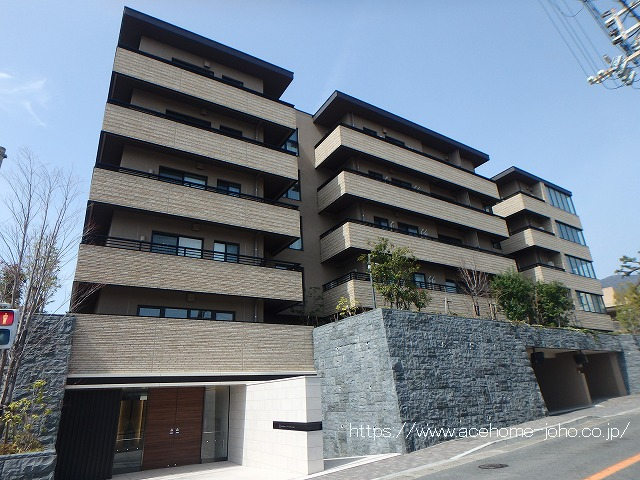 建物外観／南東側より