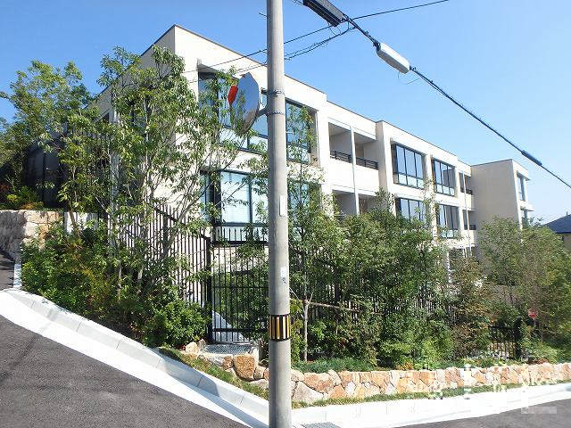 外観（南西側より）