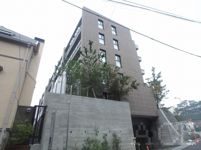 建物外観／南東側より