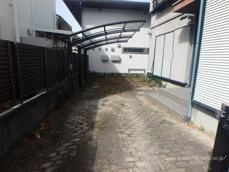 駐車場は２台可