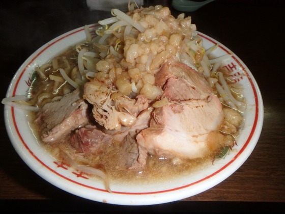 ヤフーブログに ラーメン荘 これが好きだから 東京 二郎系のような大盛りラーメン 西宮市の阪急電車 阪神国道駅近く を書きました エースホームブログ