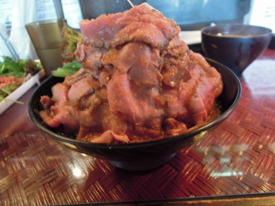 レッドロック 元町店 ローストビーフ丼とステーキ丼の行列店でランチ 神戸市元町 をヤフーブログに書きました エースホームブログ