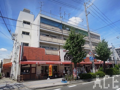 マンション川東