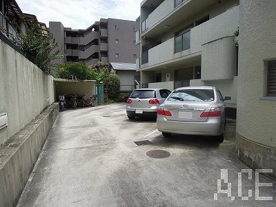 セミス香櫨園　西宮市川西町のマンション